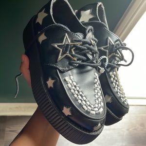 Vintage star design T.U.K creeper shoes. Says women’s 7 but fits like a 6